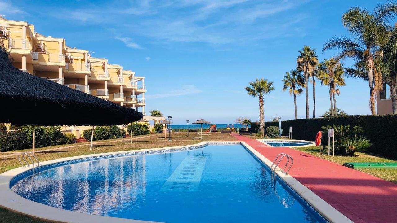 Apartamento Denia. Bajo En Primera Linea Luaran gambar