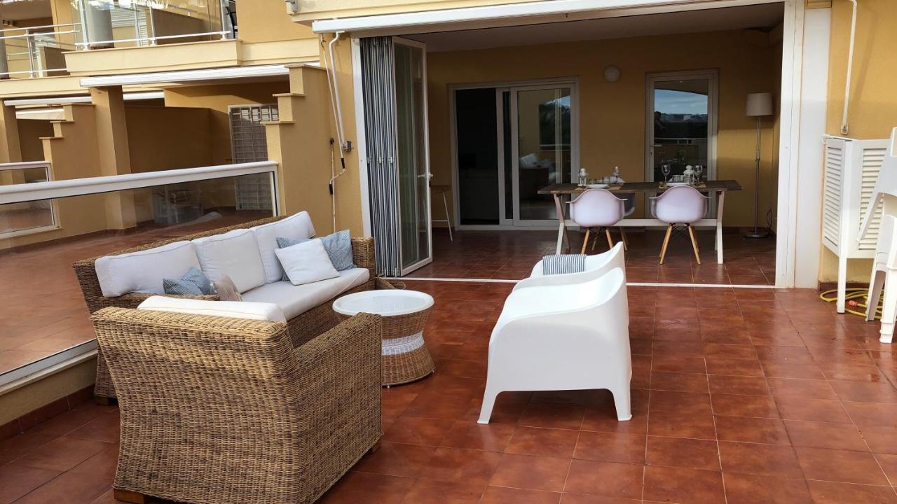 Apartamento Denia. Bajo En Primera Linea Luaran gambar