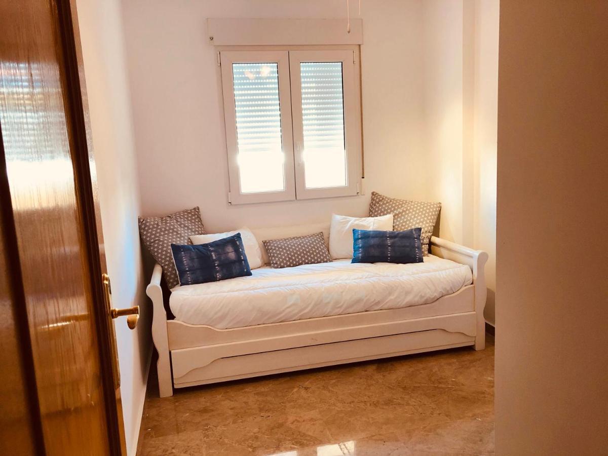 Apartamento Denia. Bajo En Primera Linea Luaran gambar